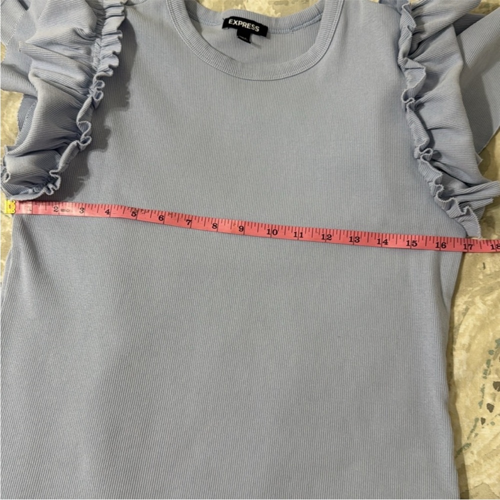 EXPRESS | Ribbed Ruffle Sleeve Top - Picture 4 of 6